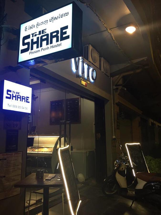The Share Phnom Penh Hostel Exterior foto